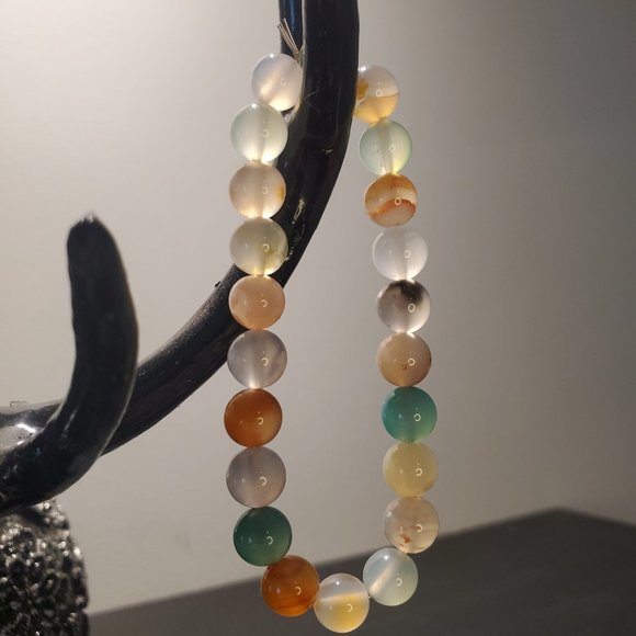 Agate bead bracelets - Picture 3 of 3